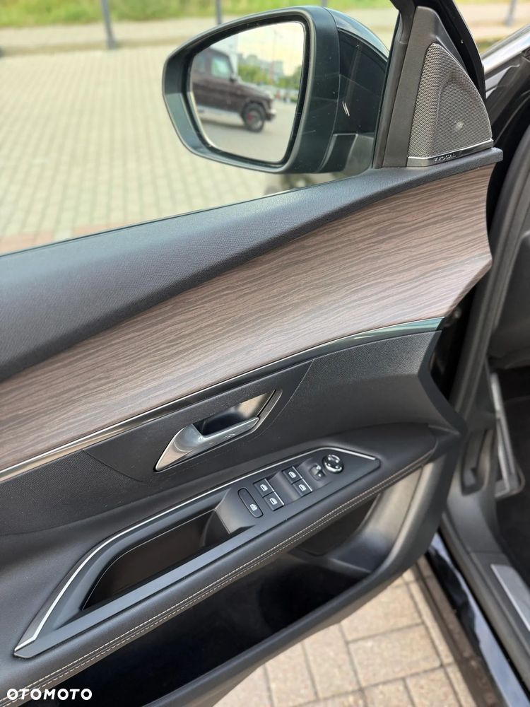 Peugeot 3008 1.6 PureTech GT Pack S&S EAT8 - 24