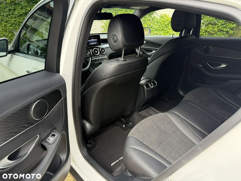 Mercedes-Benz GLC 220 d 4Matic 9G-TRONIC - 23