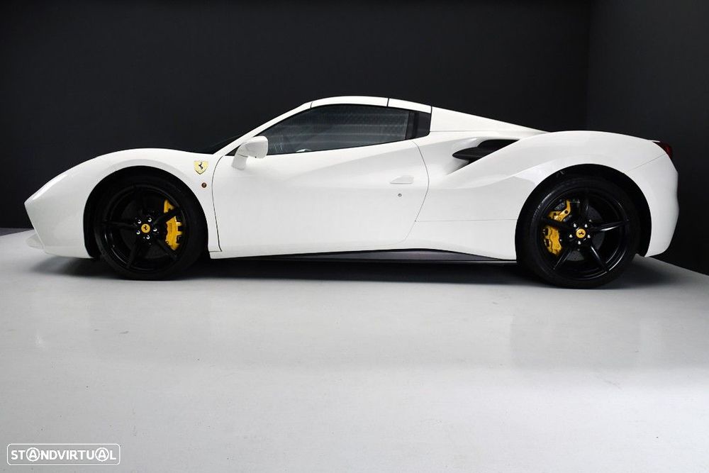 Ferrari 488 - 9