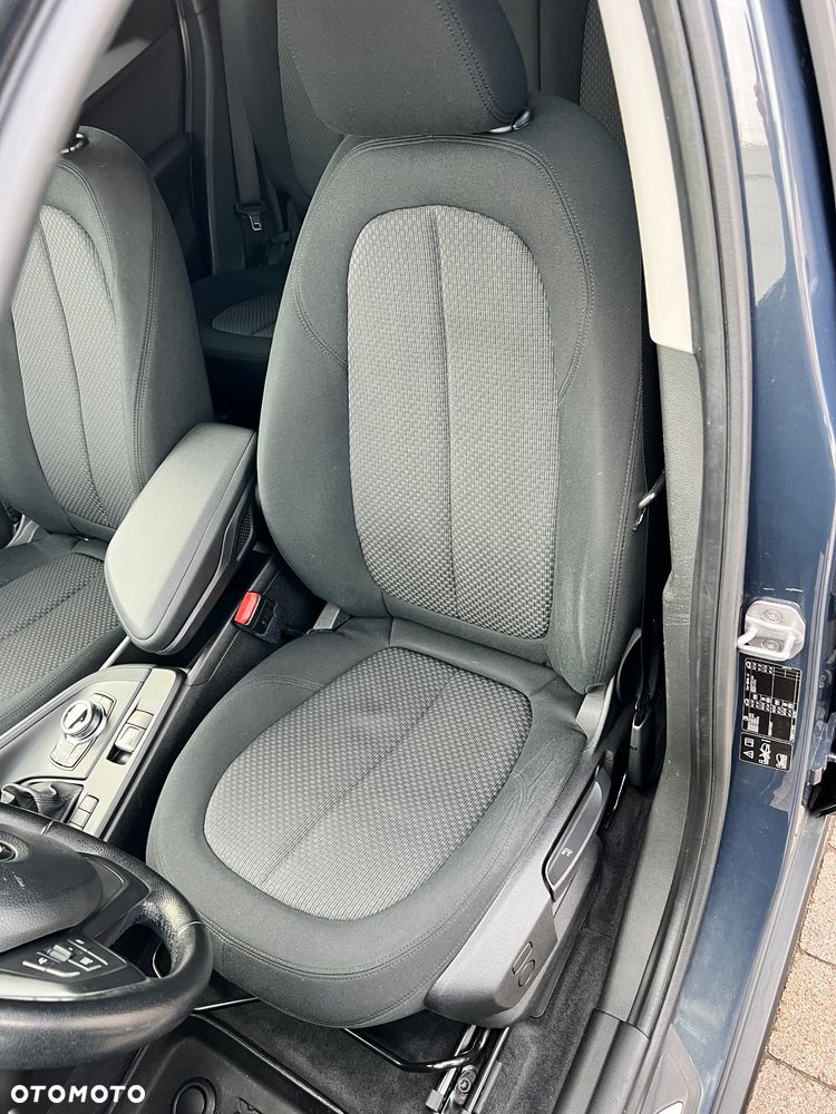 BMW X1 xDrive18d Advantage - 11