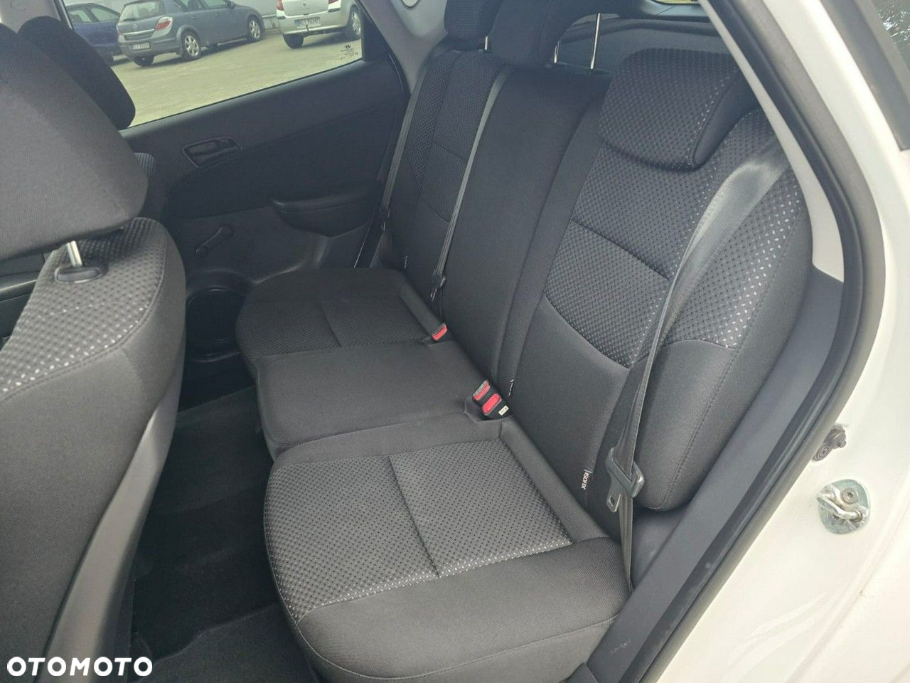 Hyundai i30 - 23