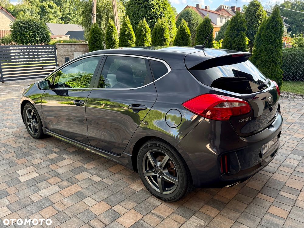 Kia Ceed 1.6 CRDi GT Line DCT - 4
