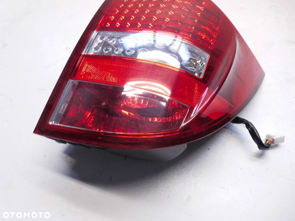 LAMPA KIA CEED I LIFT KOMBI PRAWA TYLNA ORYGINAŁ - 3