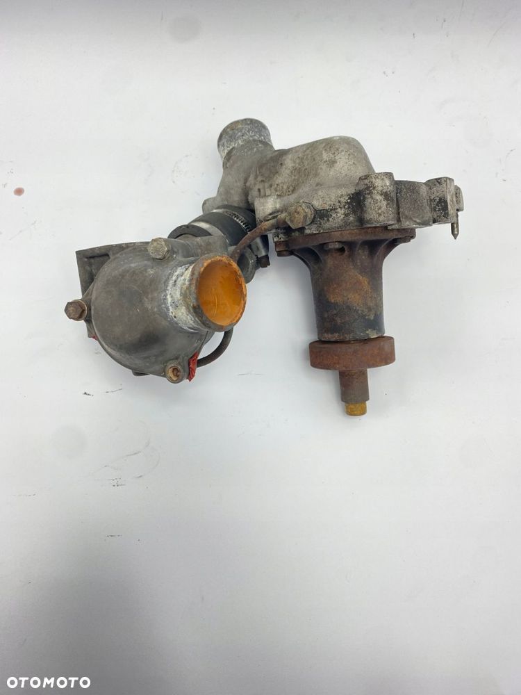 POMPA WODY OBUDOWA TERMOSTATU MERCEDES W123 W126 R107 280 M110 1102010701 - 2