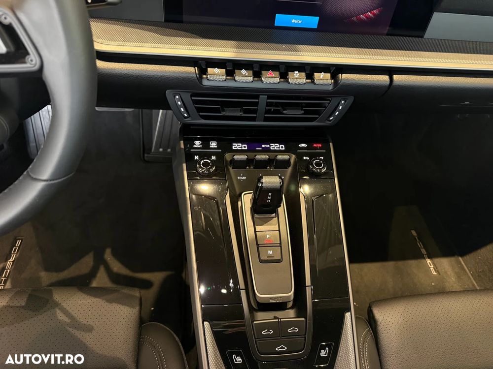 Porsche 911 Carrera PDK - 15