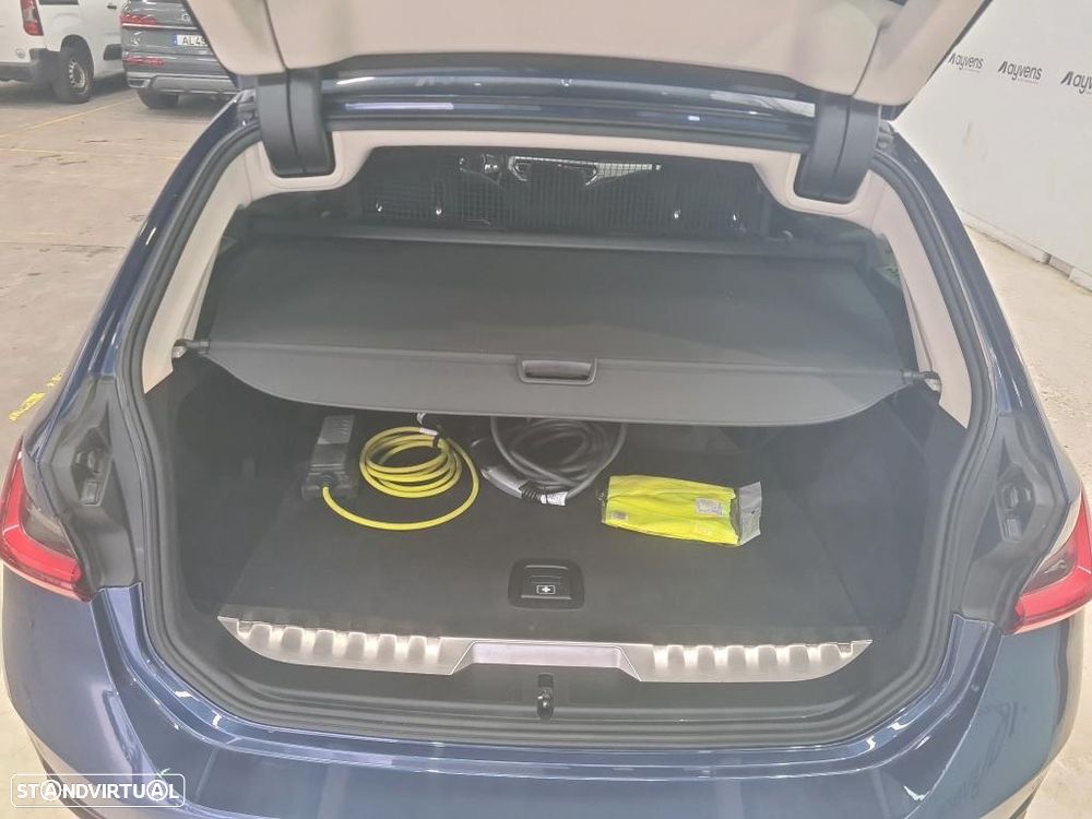 BMW 330 e Corporate Edition Auto - 9