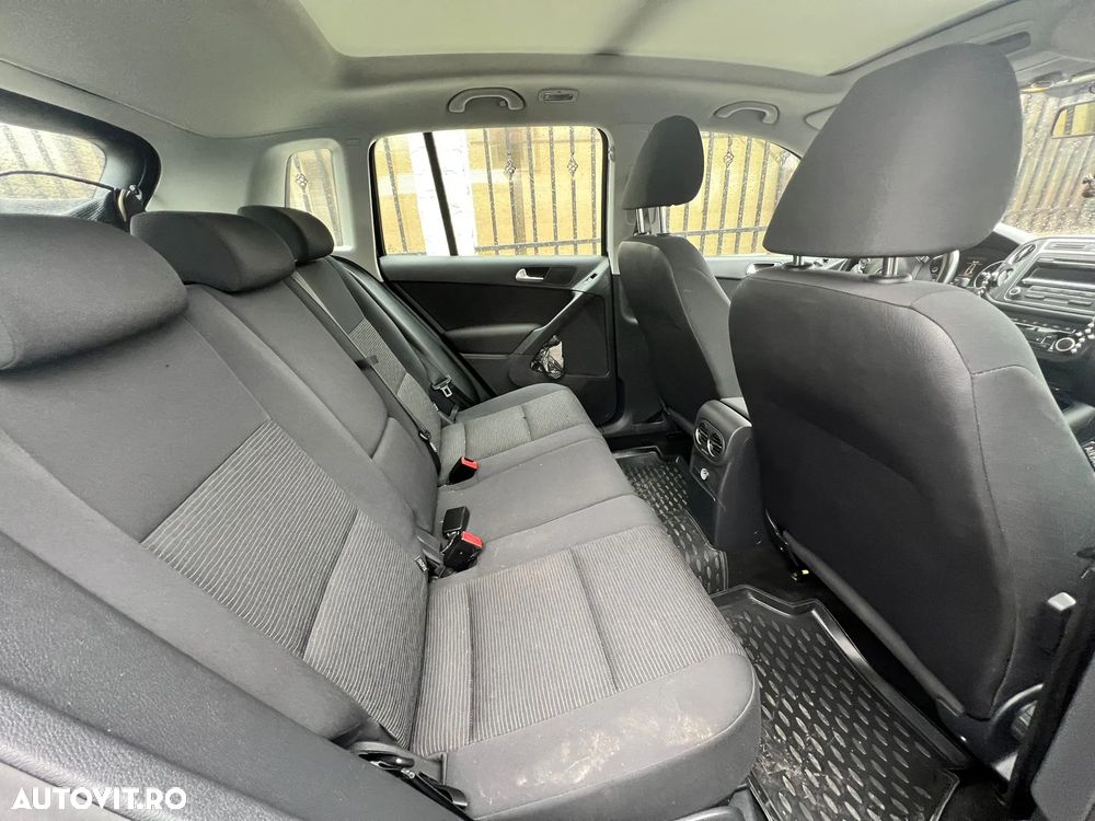 Volkswagen Tiguan - 14