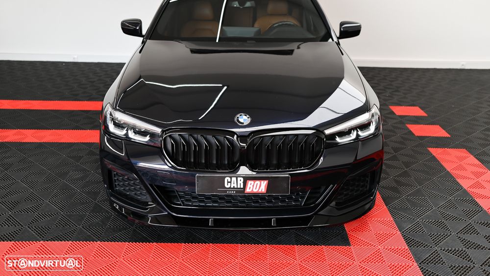 BMW 520 d Pack Desportivo M Auto - 3