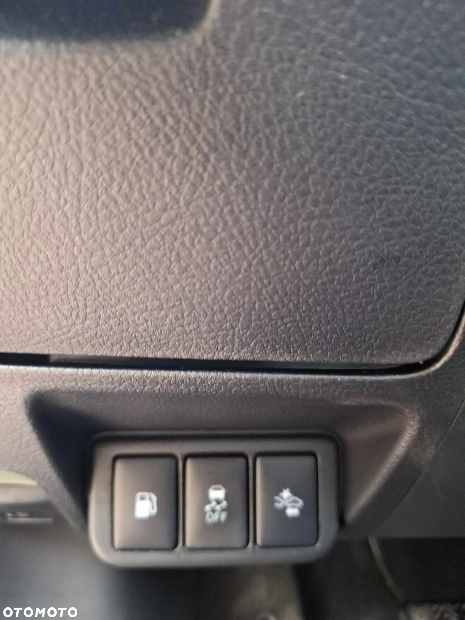 Toyota Avensis 2.0 D-4D Premium - 18