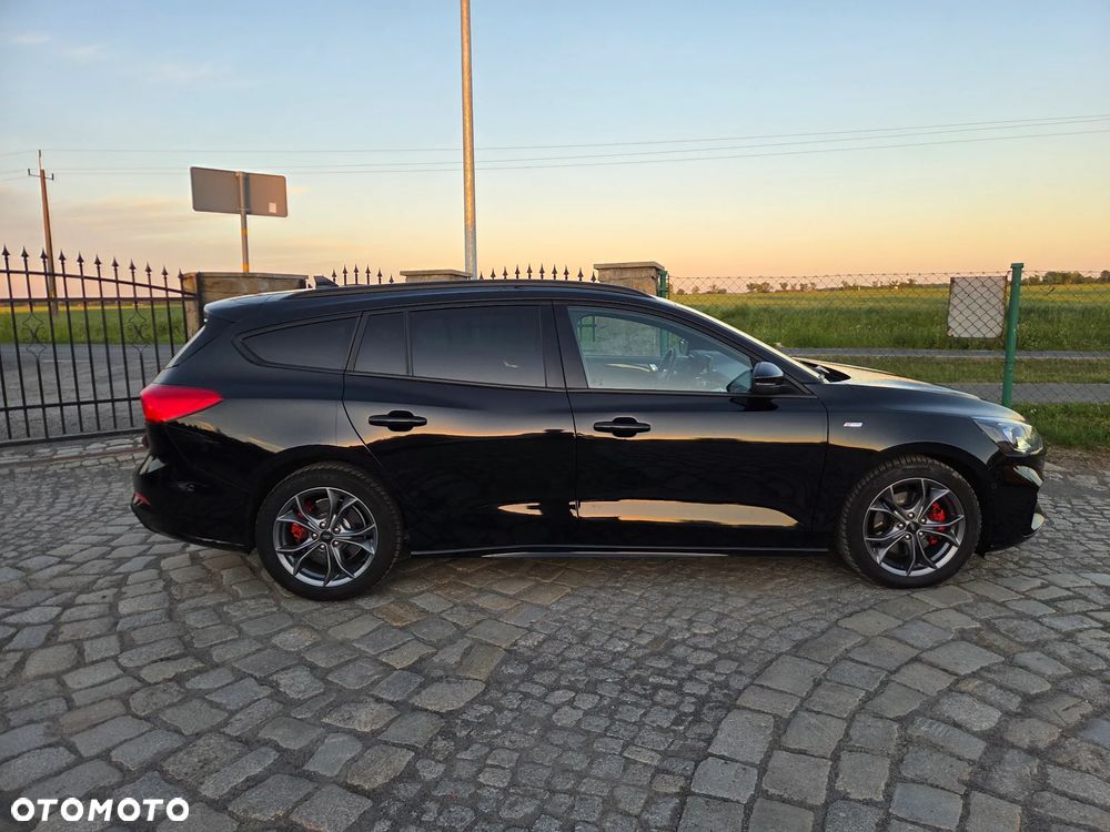 Ford Focus 1.0 EcoBoost Hybrid ST-LINE - 6
