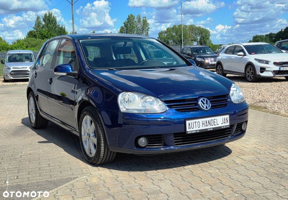 Volkswagen Golf - 2