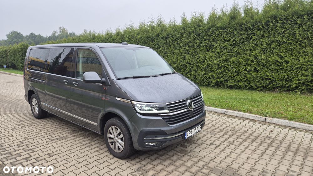 Volkswagen Caravelle - 11