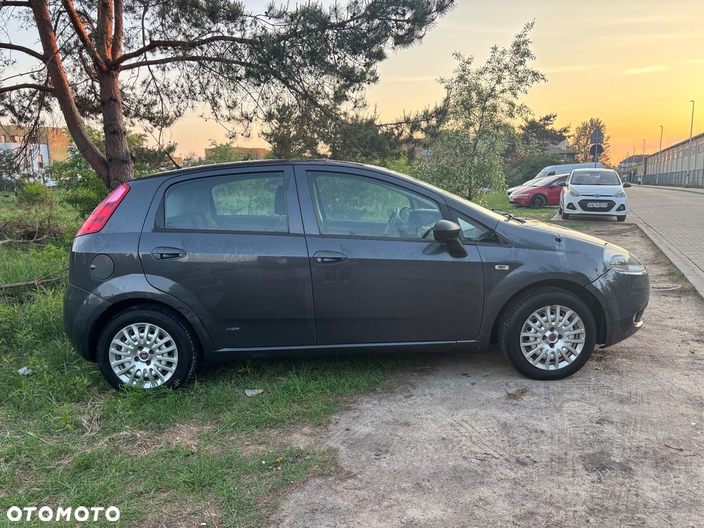 Fiat Grande Punto - 6
