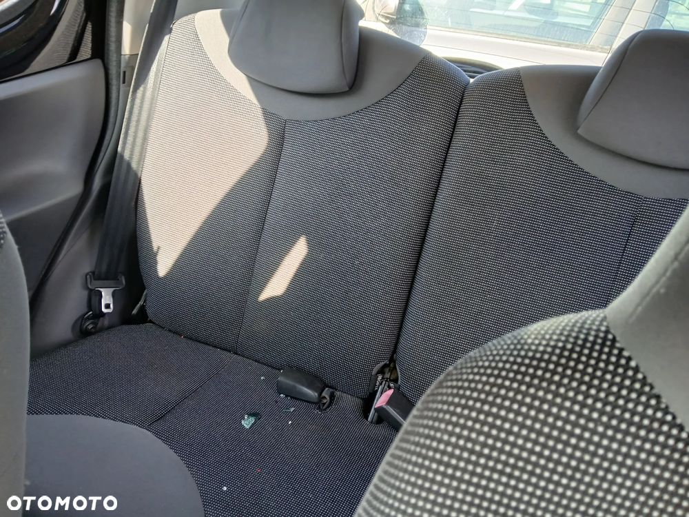 PEUGEOT 107 EXZ 08R fotel fotele kanapa deska kokpit podsufitka boczek boczki klamka podłokietnik - 8