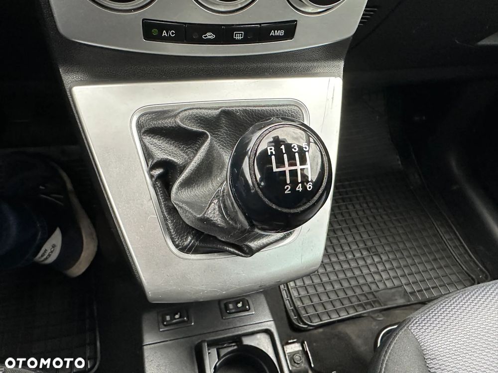 Mazda 5 2.0 CD DPF Active - 19