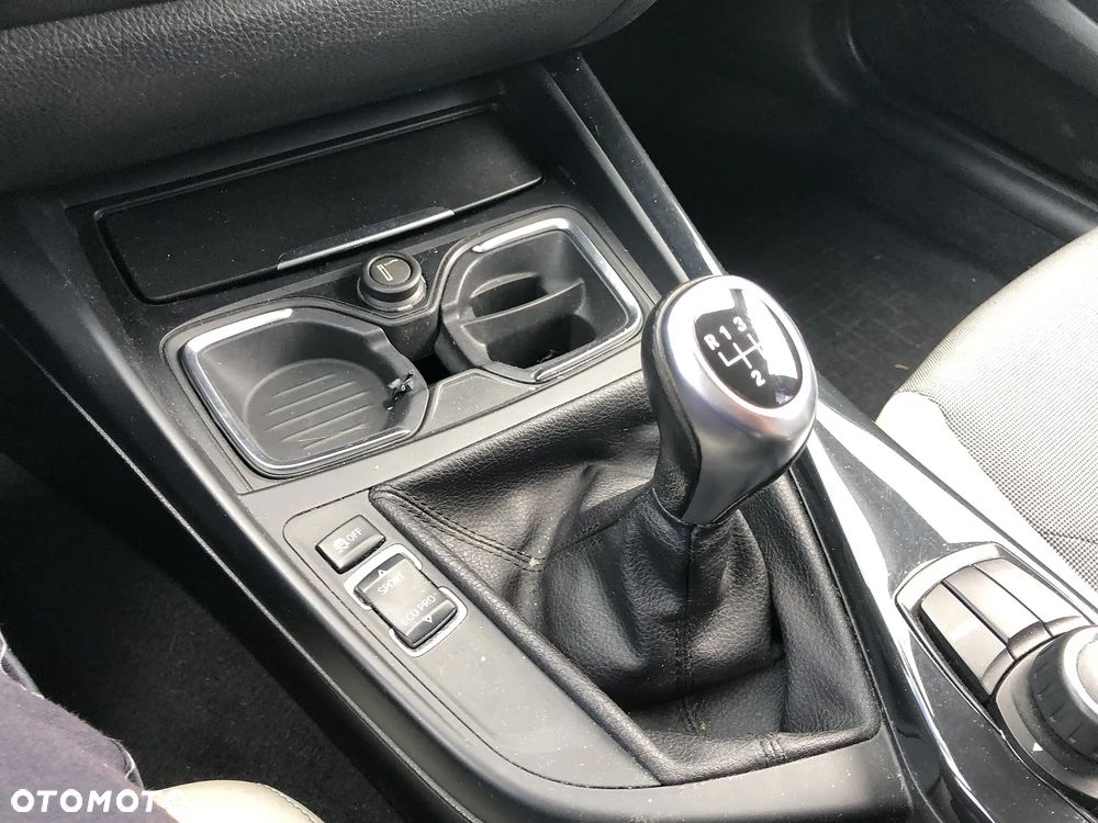 BMW Seria 1 116i Urban Line - 22