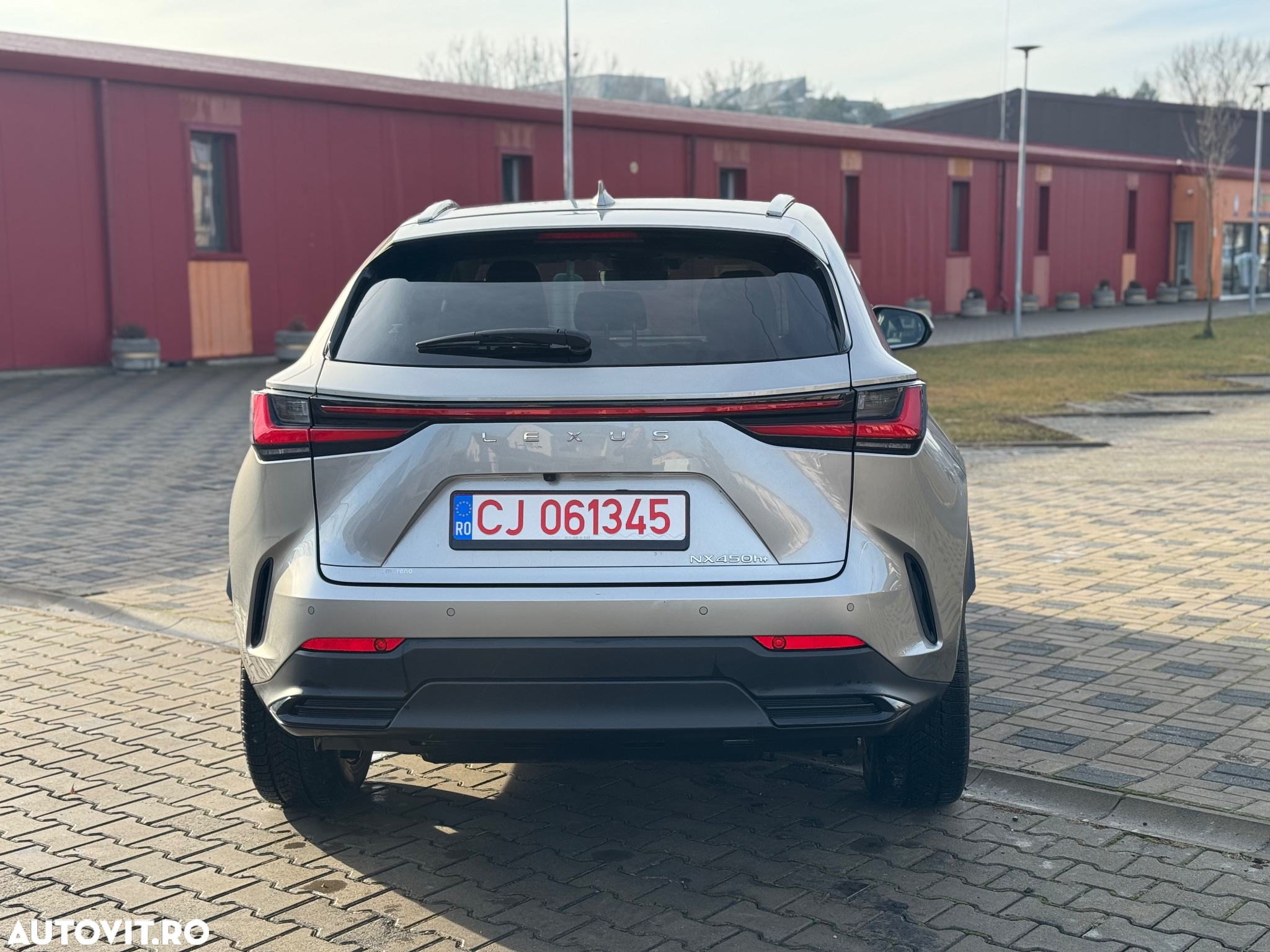 Lexus Seria NX 450h+ AWD CVT PHEV Executive - 11