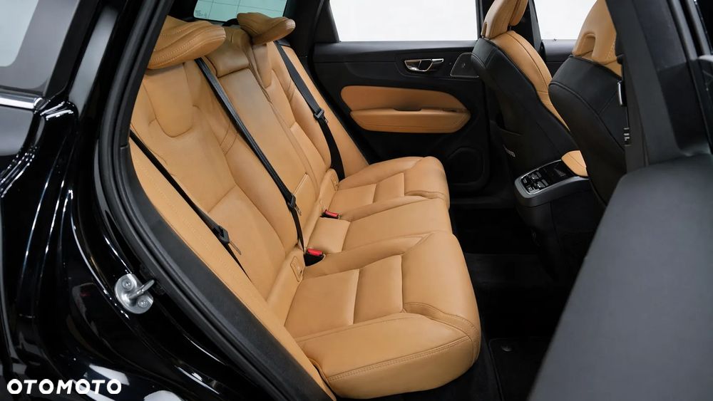 Volvo XC 60 B5 B AWD Geartronic Inscription - 12