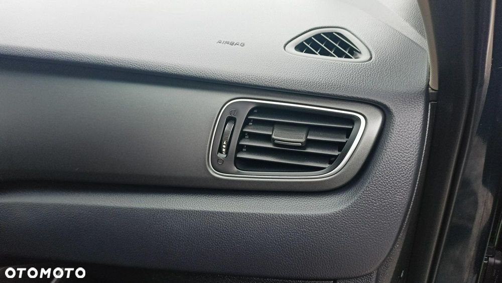 Kia Carens 1.7 CRDi L 7os - 31