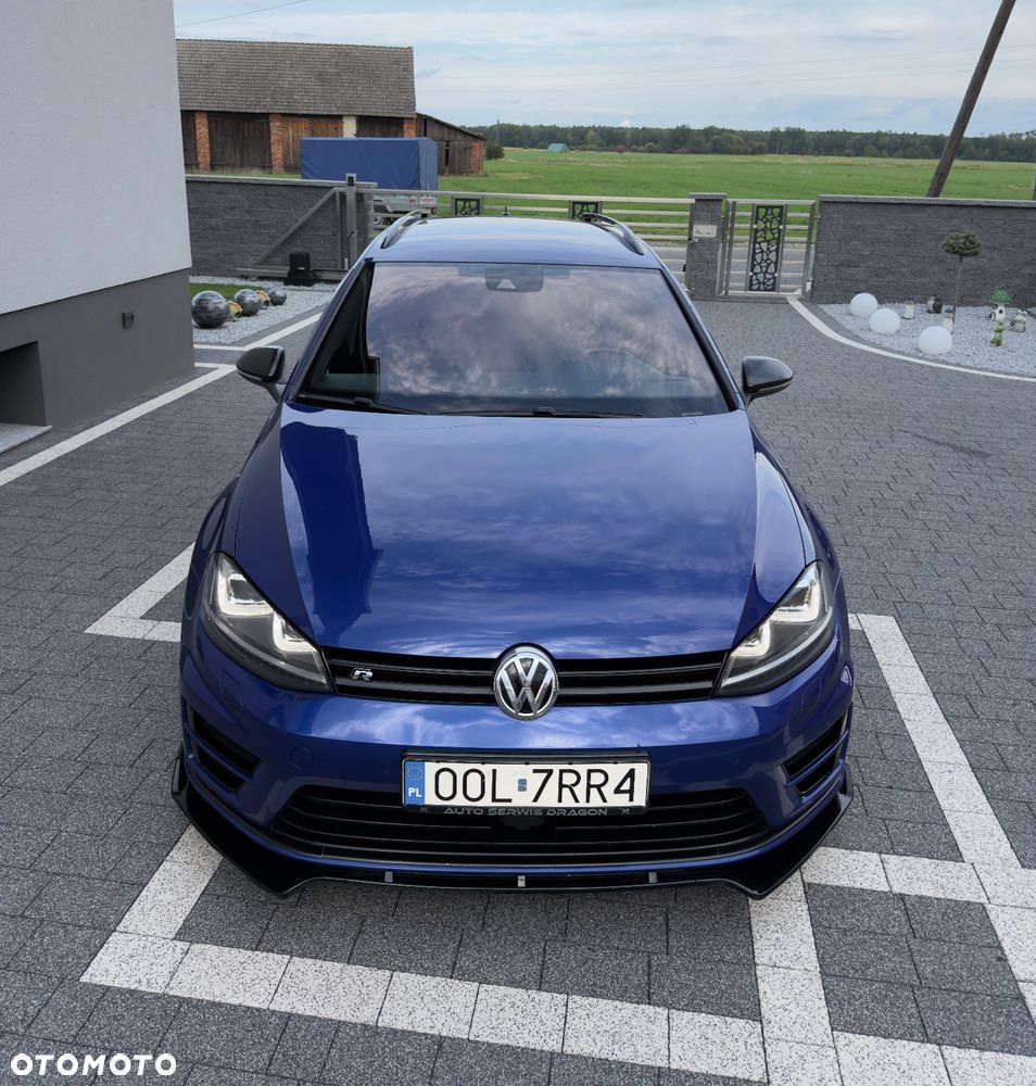 Volkswagen Golf - 8