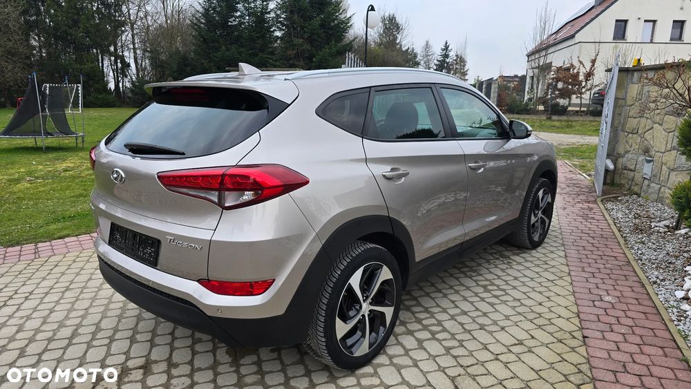 Hyundai Tucson 1.6 GDi 2WD Select - 6