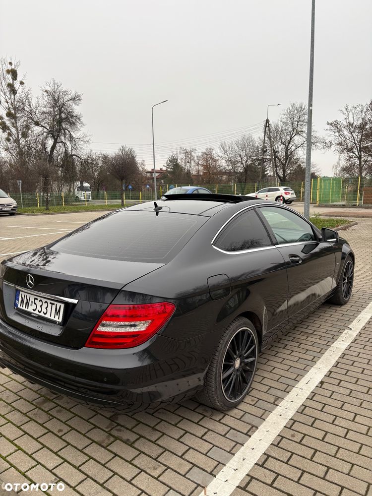 Mercedes-Benz Klasa C 180 CGI BlueEFFICIENCY - 6
