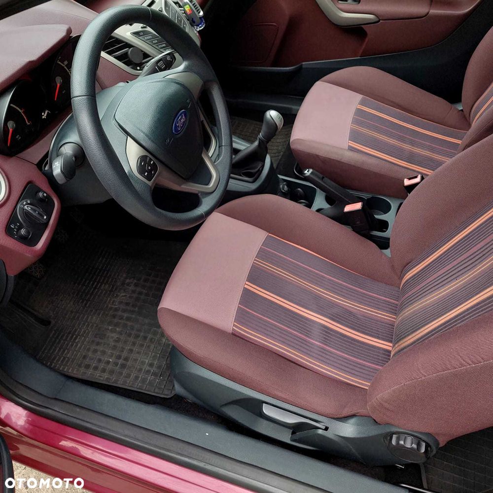 Ford Fiesta - 7