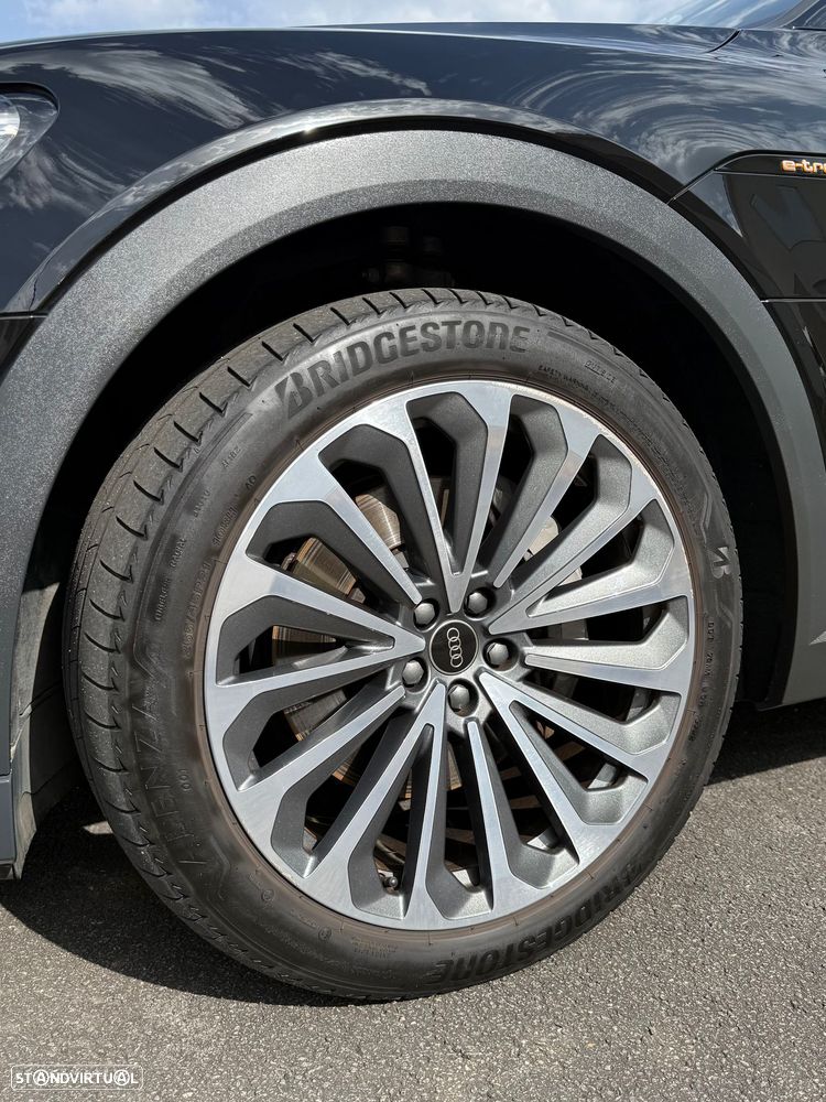 Audi e-tron 50 quattro S line - 18