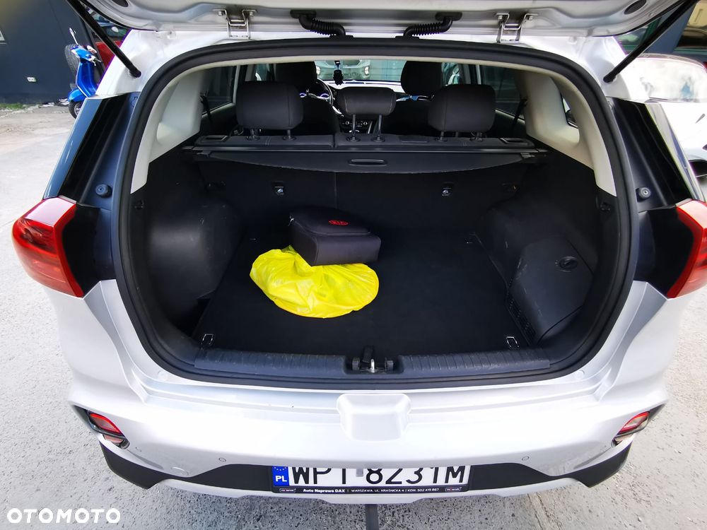 Kia Niro 1.6 GDI Plug-in Hybrid M - 27