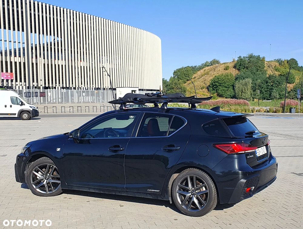 Lexus CT 200h F Sport - 4