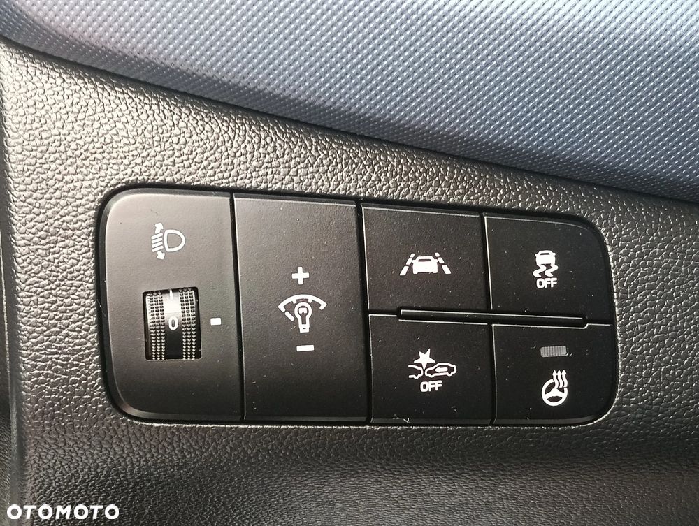 Hyundai i10 1.2 YES Gold - 13