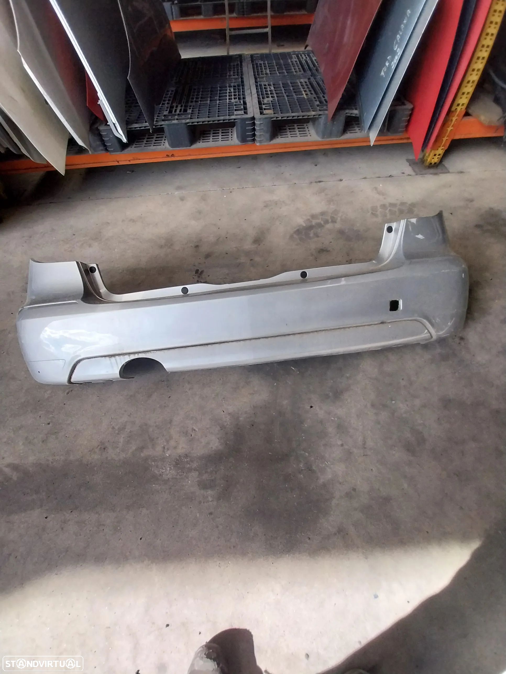 Para-choques tras Mercedes-Benz A170 Ref: A169 885 65 25 - 1