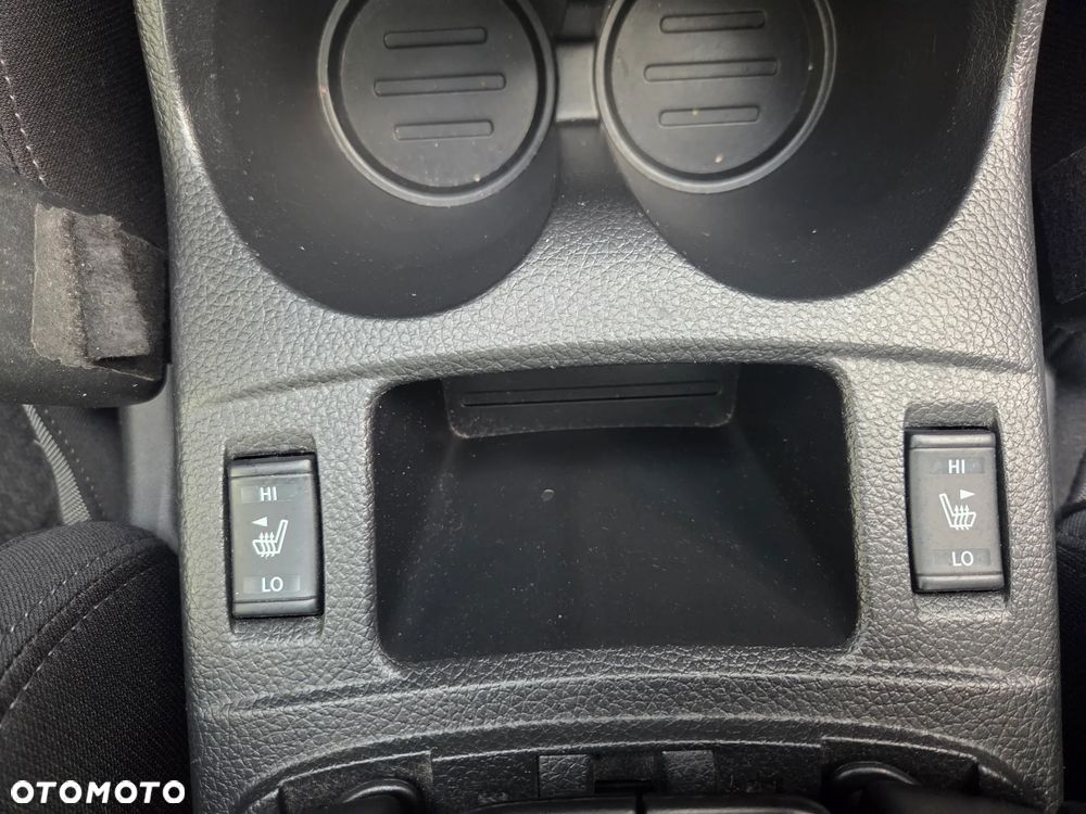 Nissan Qashqai 1.7 dCi N-Connecta - 29