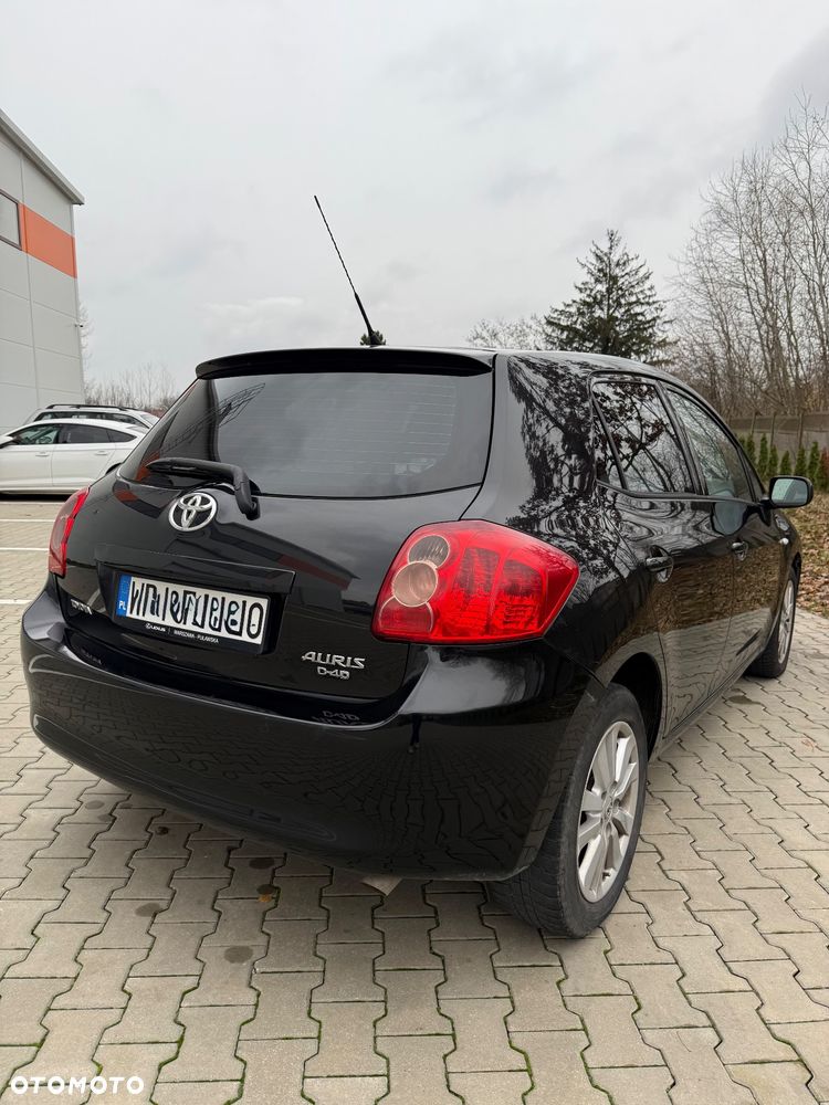 Toyota Auris 2.0 D-4D Luna - 4