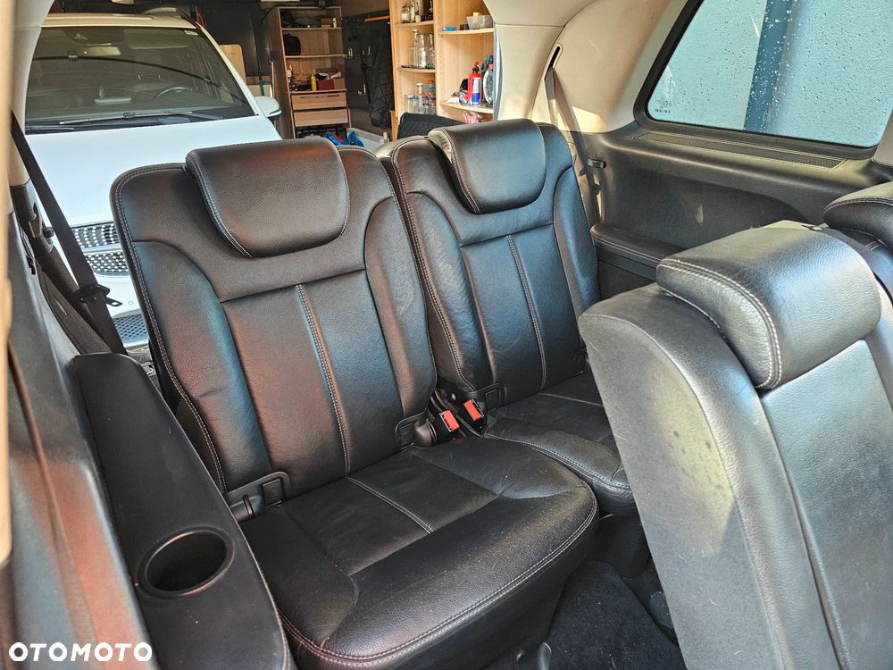 Mercedes-Benz GL 450 - 28