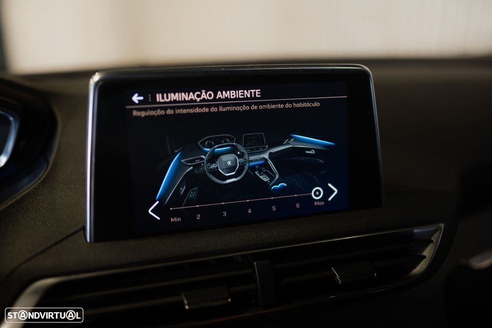 Peugeot 3008 1.5 BlueHDi GT Line EAT8 - 43