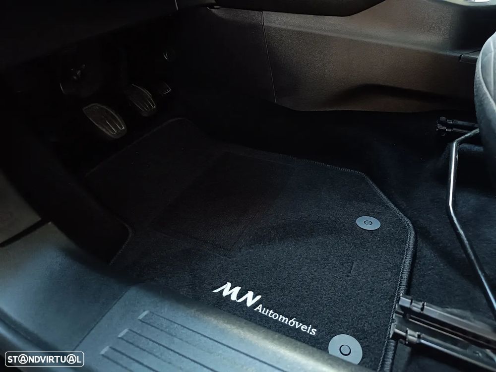 Peugeot 2008 1.2 PureTech Active - 10