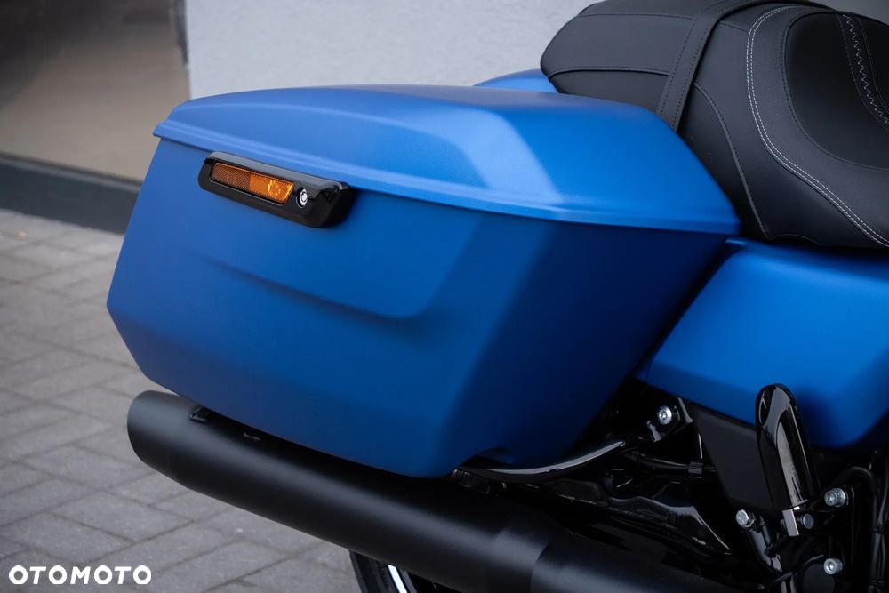 Harley-Davidson Touring Street Glide - 32