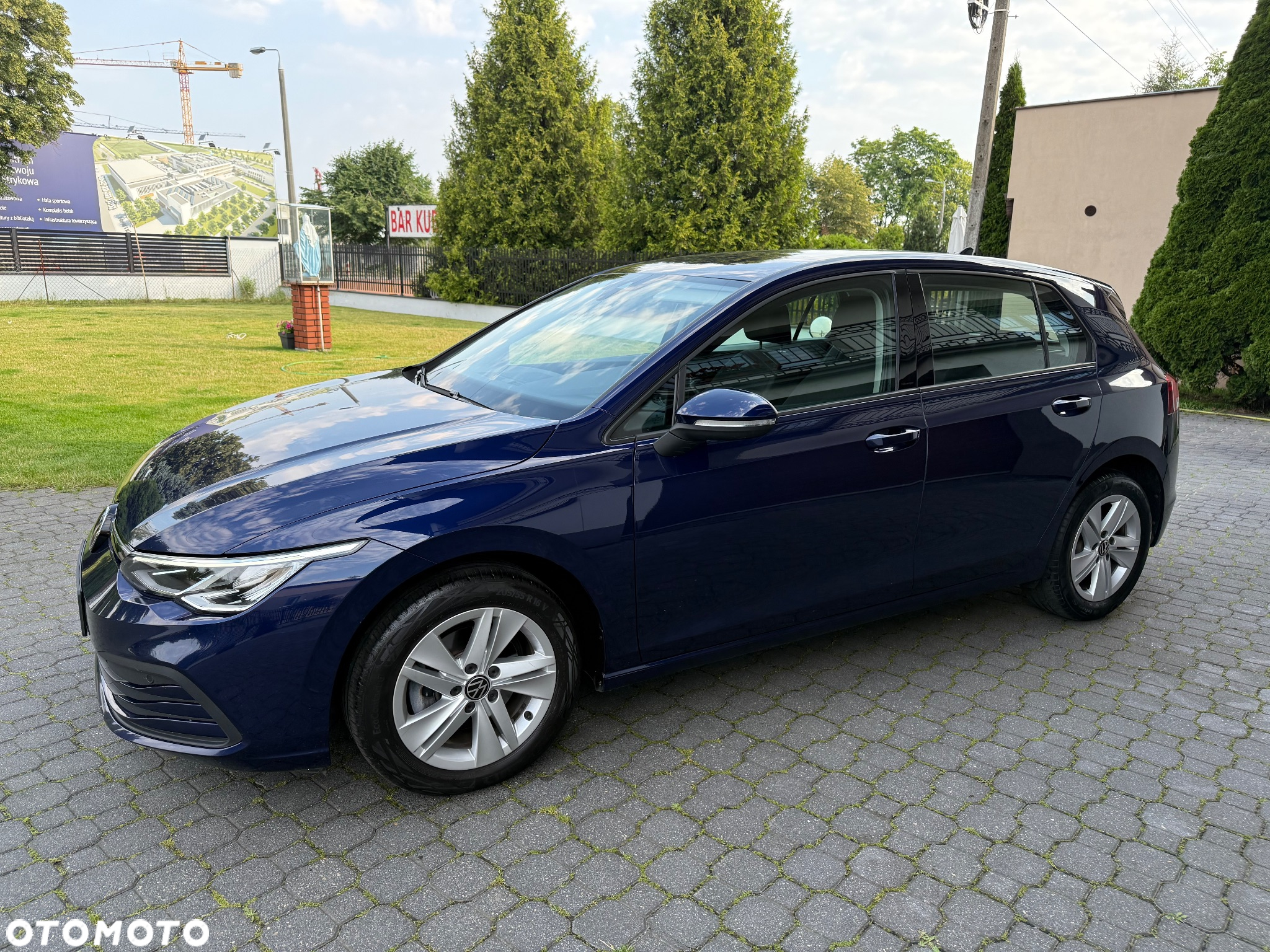 Volkswagen Golf VIII 1.5 TSI EVO Life - 3