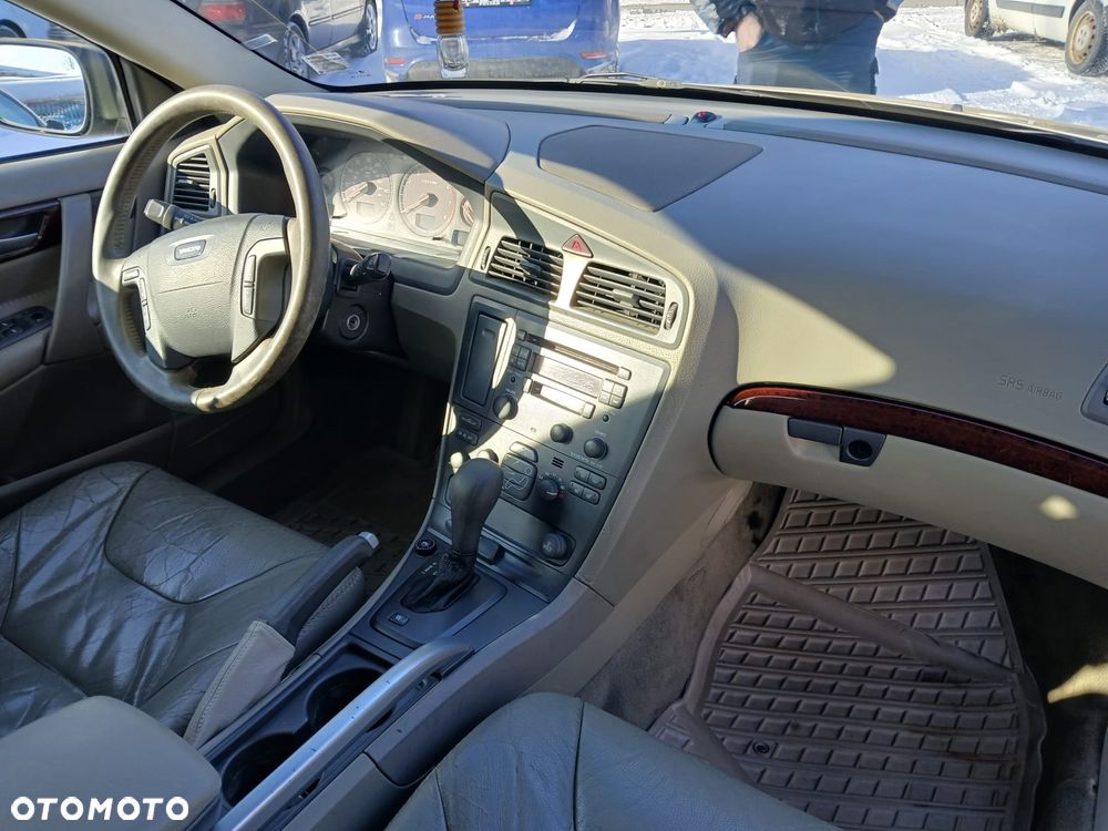 Volvo XC 70 - 10