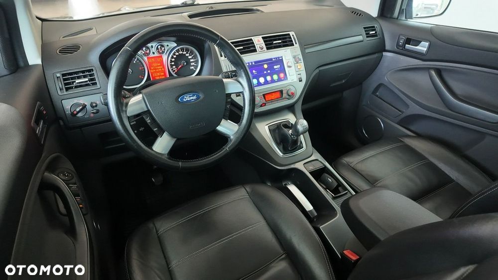 Ford Kuga 2.0 TDCi 2x4 Titanium - 20
