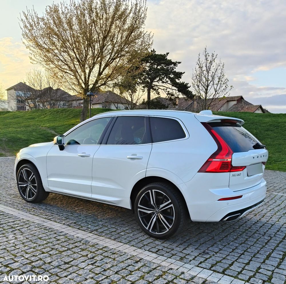 Volvo XC 60 D4 AWD Geartronic RDesign - 16