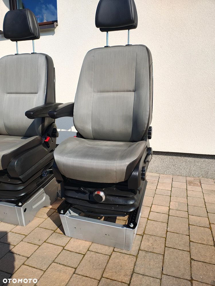 Fotel Mercedes Sprinter pneumatyczny Sprinter VW Crafter kierowca pasażer dwójka jedynka AirBag - 8