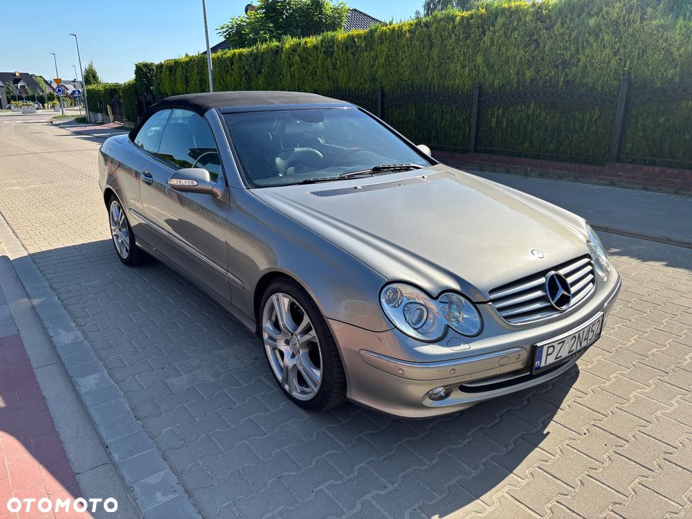 Mercedes-Benz CLK - 7