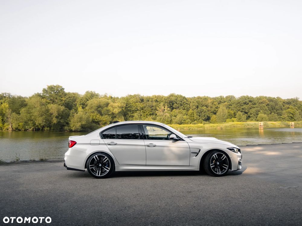 BMW M3 DKG - 10