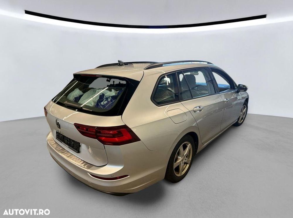 Volkswagen Golf 2.0 TDI SCR Life - 4