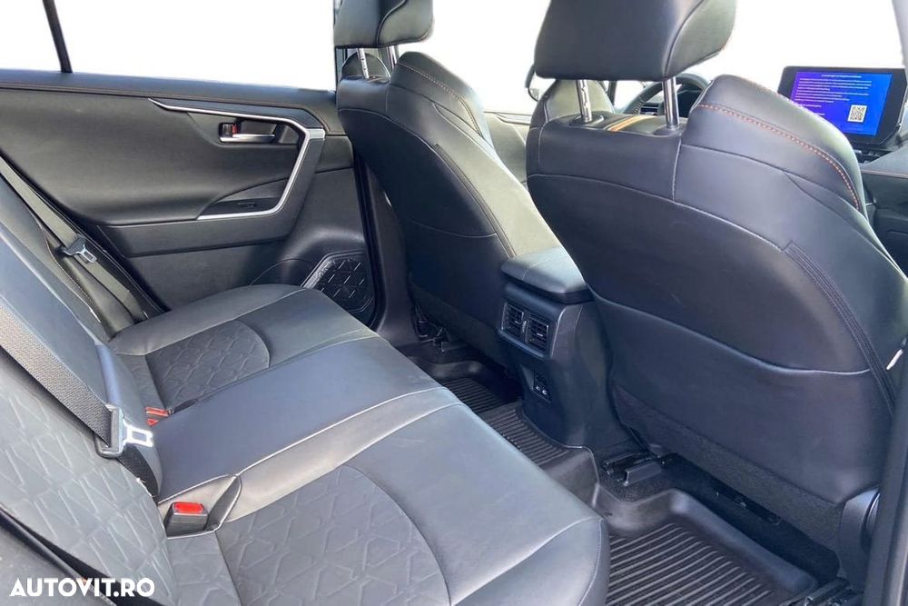 Toyota RAV4 2.5 4x4 Adventure - 14