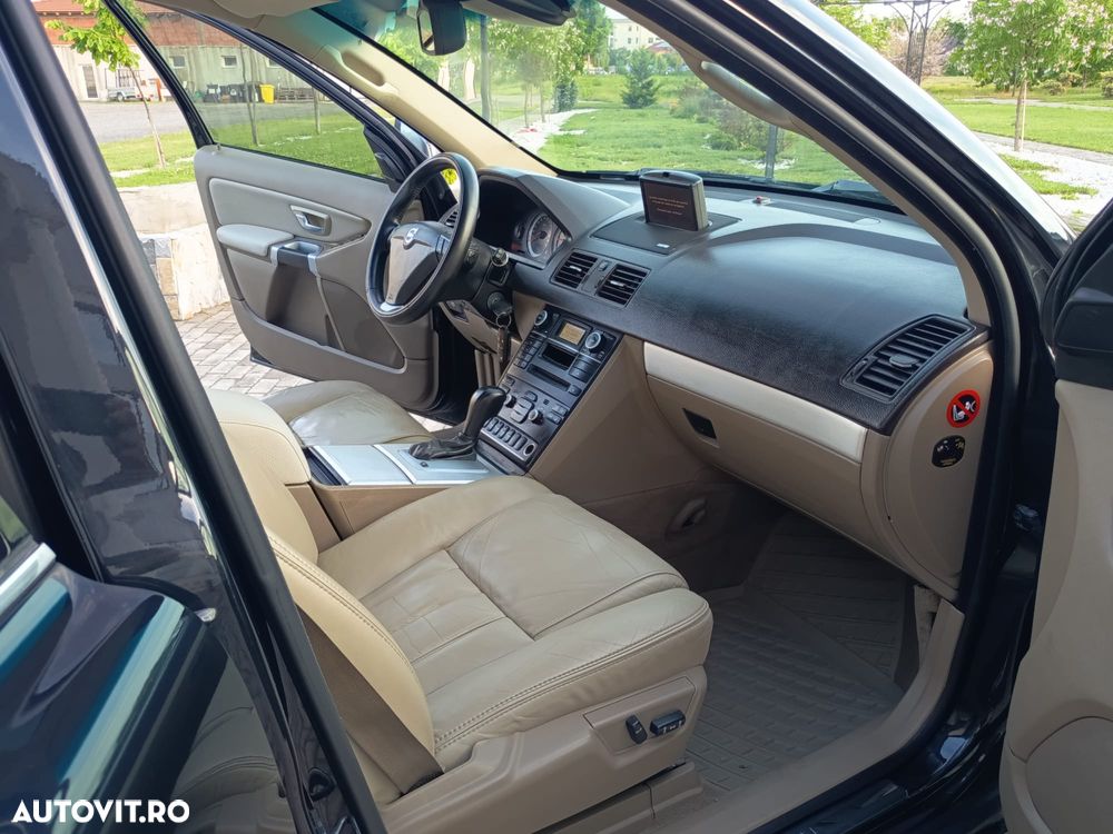Volvo XC 90 - 6