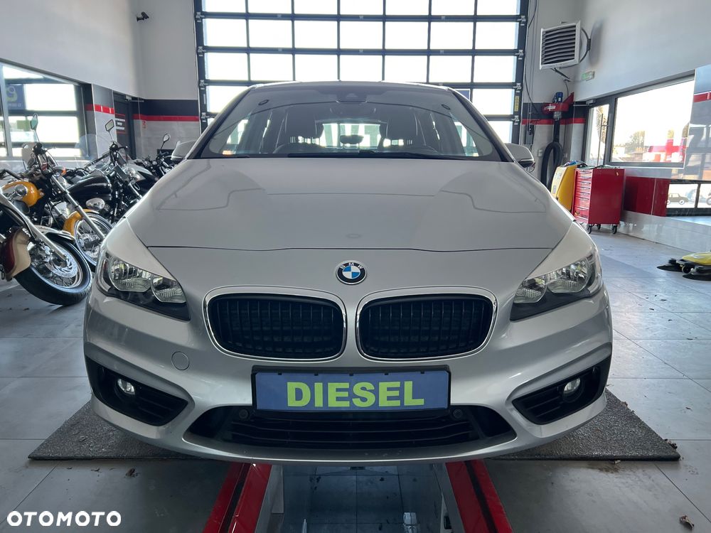 BMW Seria 2 218d Sport-Aut Luxury Line - 11