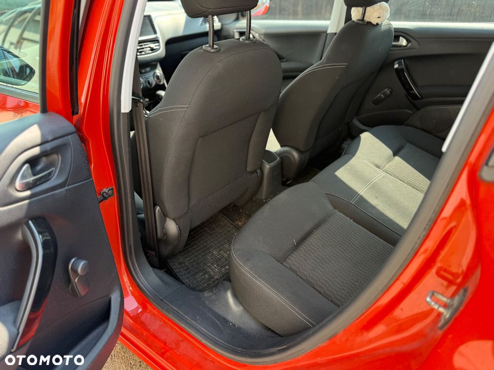 Peugeot 208 1.2 VTi Active - 12